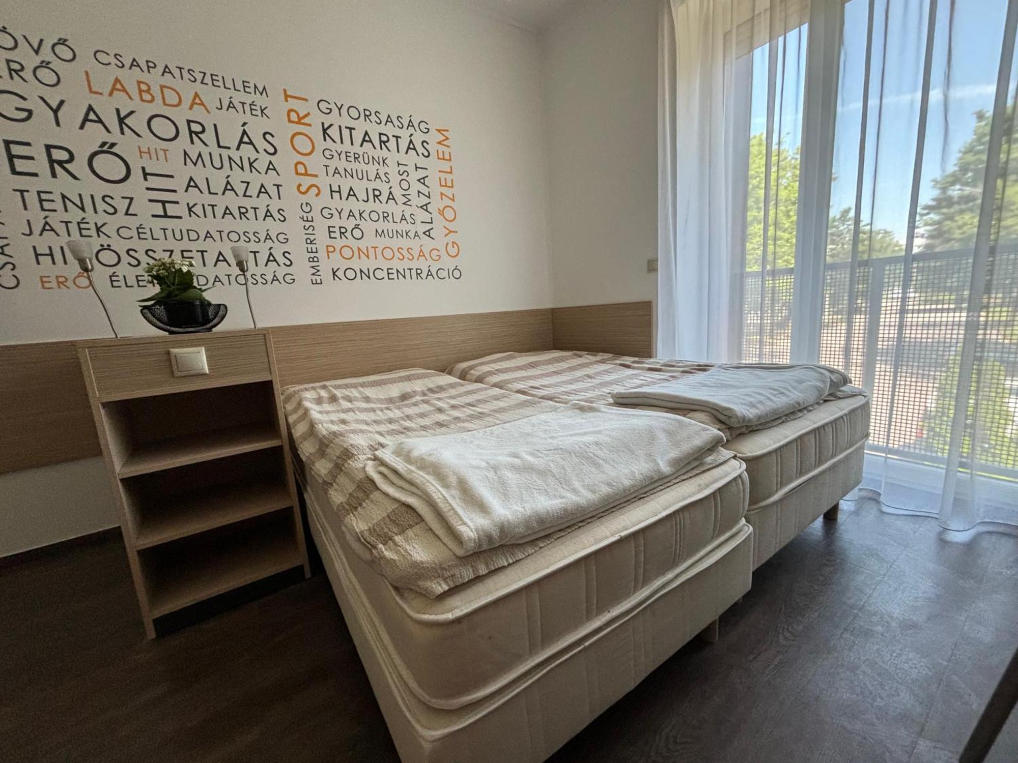 Skc Siofok Aparthotel Exterior foto
